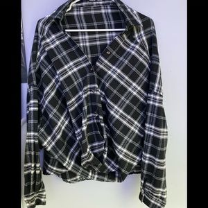 Shein Plaid Flannel Size Large Black and White